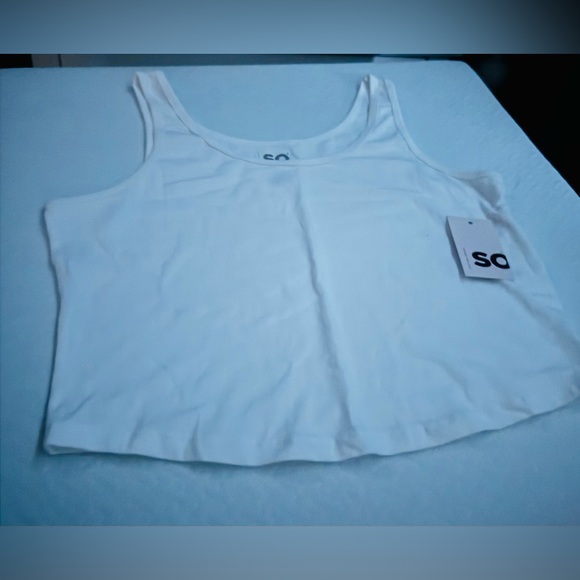 Tank - Picture 3 of 5